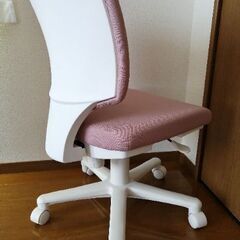 ★値下げ　デスクチェア　イトーキ　YL2　桜色の画像