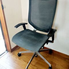 【少々難あり】オカムラ Baron バロン オフィスチェア 