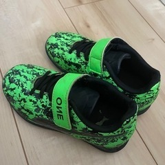 トレーニングシューズ17.0の画像