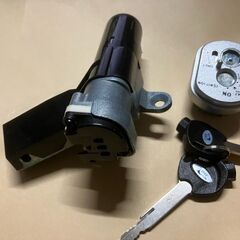 新品のメインキーとシャッターセット　AF34 　AF35　ライブディオ３型シャッタータイプの画像