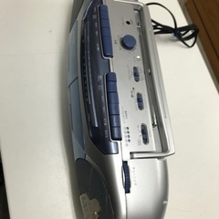 ☆値下げ☆ M2307-741 ラジカセ　SANYO U4-W32 動作確認済　傷、汚れありの画像