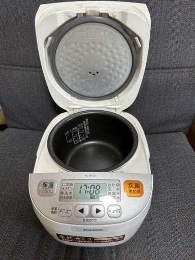 象印　炊飯器