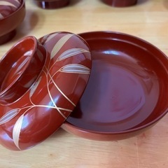 【8/26迄　新品】煮物椀5客+汁椀5客+くれは塗銘々皿5客の画像