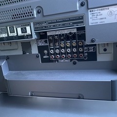 【無料】大きいテレビ(据え置きスタンド付き)　パナソニック製 37V型の画像
