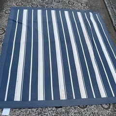 ラグ　　ボールドst16 ニトリ　185×185cm