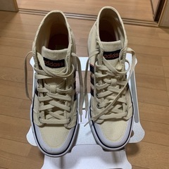 Adidas スニーカー