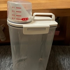 ライスストッカー(プラスチック製)