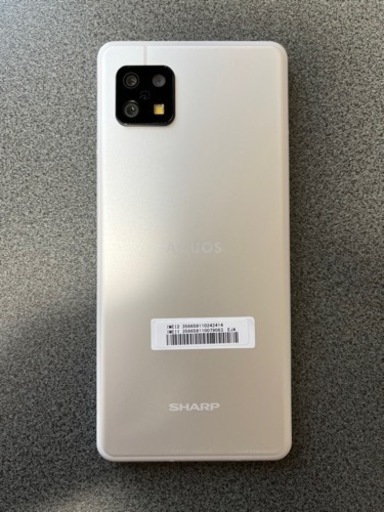 ☆新品同様品☆ SHARP AQUOS sense6s SH-RM19 ROM 64GB/RAM 4GB シルバー SIMフリー☆