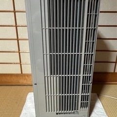 【取引中】Haier ルームエアコン (ウインド型)の画像