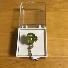 緑　クリップ　ネクタイピン
の画像