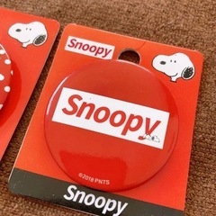 PEANUTS SNOOPY スヌーピー 缶バッジの画像