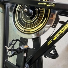 フィットネス。バイクの画像