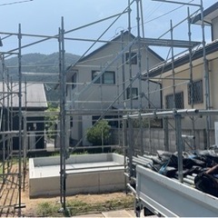⭐︎週払い可　日給11000円〜14000円足場工事　送迎可。の画像