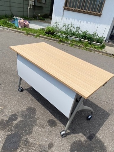 美品　万代店　イトーキ/ITOKI スタックテーブル(長机/折りたたみ/会議用) 在庫数台