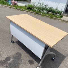  美品　万代店　イトーキ/ITOKI スタックテーブル(長机/折...