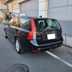 ボルボV50　2.0クラシック　H24モデル特別仕様車　車検6/12　走行65000ｋ　HDDナビ＆フルセグTV　ドラレコ　ETC　サンルーフ＆黒革シート　16AW　キセノン＆フォグ　クルコンの画像
