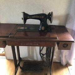【再出品】ブラザー★足踏みミシン《条件付き差し上げます》