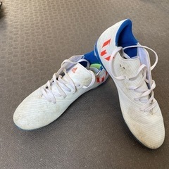 【値下げ！】サッカー　スパイク　メッシモデル　23.0センチ