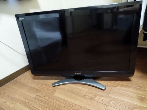 SHARP AQUOS LC-32E8　液晶テレビ３２型