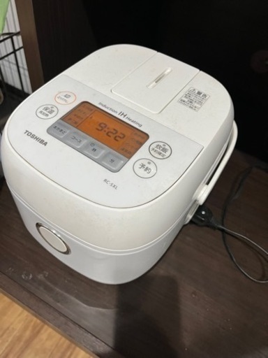美品2019年製☆東芝 IH炊飯器 3合 ホワイト☆TOSHIBA RC-5XL-W