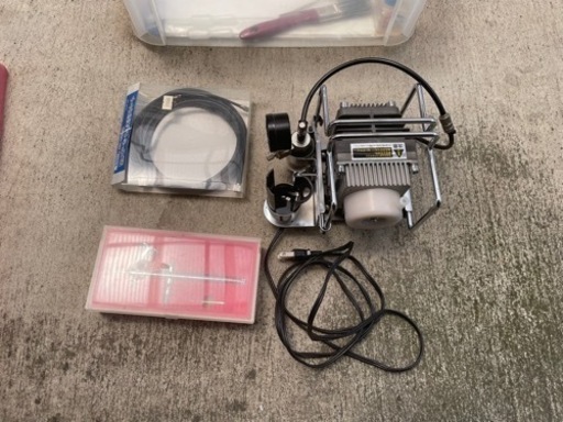 ホビー用コンプレッサー　エアブラシセット②