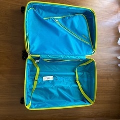 サムソナイトスーツケースの画像