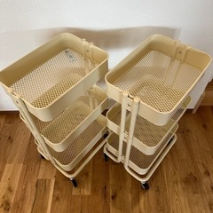 【美品】イケア　IKEA ロースコグ　ワゴン　2点セット　ベージュの画像