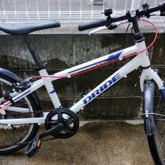 あさひASAHI　ドライドＲ ホワイト　子供用20インチ自転車　軽量アルミフレーム　福岡の画像