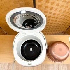 【引取】東芝IH保温釜 ピュアホワイト3合炊き  2014年製の画像
