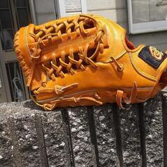 【大幅値下げいたします】Donaiya  硬式グローブ 左投げ 外野手用の画像