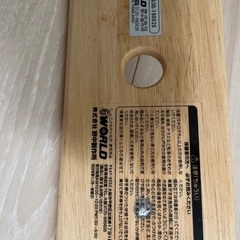 木の汽車型乗り物の画像