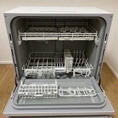パナソニック　食洗機　2021年製　NP-TH4-W の画像