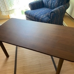 コーヒーテーブル