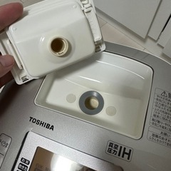 東芝真空IH炊飯器(2014年製)の画像