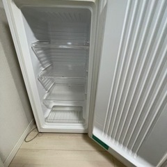ハイアール 冷凍庫 ホワイトの画像