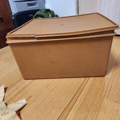 LAURA ASHLEY　布各種　収納ケース付の画像