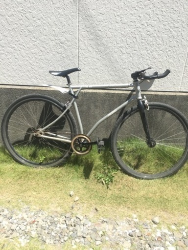 ピストバイク　アレスバイクループホールフレーム