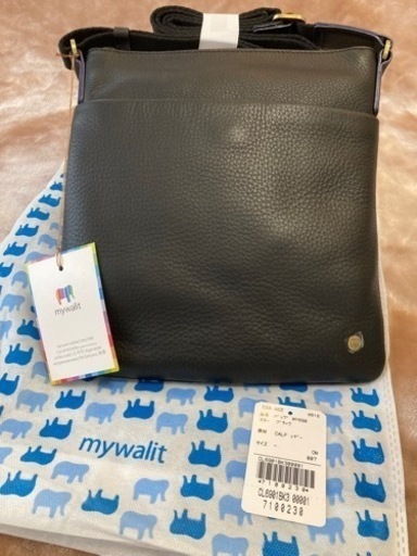 最終値下！新品未使用Mywalit ショルダーバッグ　ブラック　本革カーフレザー
