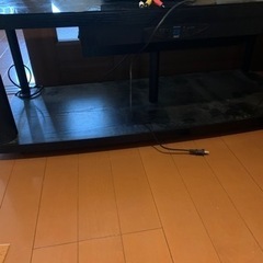 テレビ台です。誰かもらって下さい🥲居なかったら捨てます