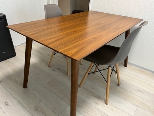 ダイニングテーブル、イス　セット