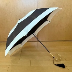 タッセル付き ツートーンの日傘 LS Scene 使用感ありの画像