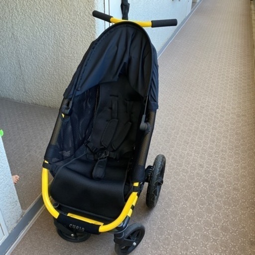 キュリオベビーカー