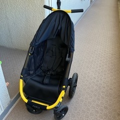 キュリオベビーカー