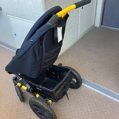 キュリオベビーカーの画像