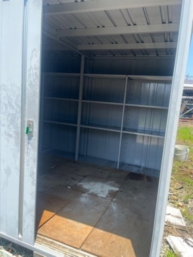 決まりました。（相談中）イナバ 物置