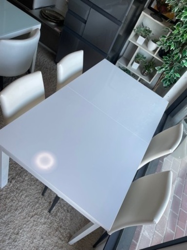 拡張式ダイニングテーブルセット