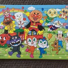 【取引済】パズル(65ピース) アンパンマン