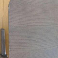 ニトリのダイニングテーブルの画像