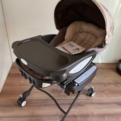 アップリカ　Apica ユラリズムオートプレミアム　電動ハイローチェアの画像