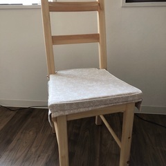 IKEA ダイニングテーブルセットの画像